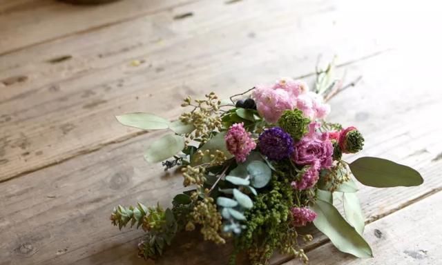  『手工』DIY手工制作：用干花做的花艺作品，比鲜花还美！