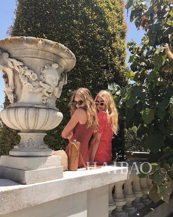 围观| 终于等到你们最爱的博主!为什么她们的穿搭永远都新鲜有趣?