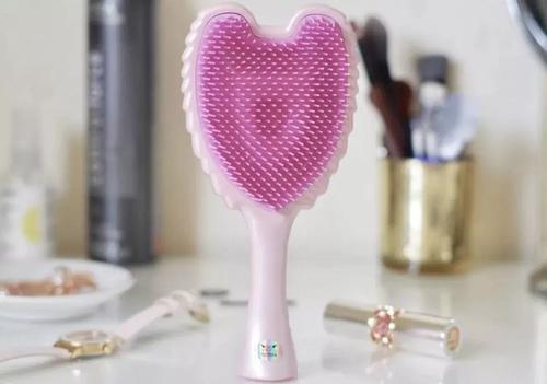 美发梳界的颜值担当，凯特王妃最爱的御用梳是这样！