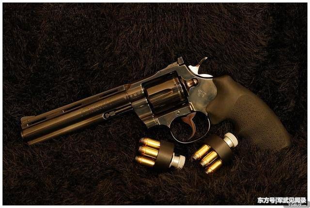 曾经的左轮之王:柯尔特蟒蛇