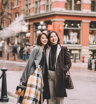  领针织衫：40岁女人穿衣想要得体又优雅,应该讲究的5个穿衣小技巧