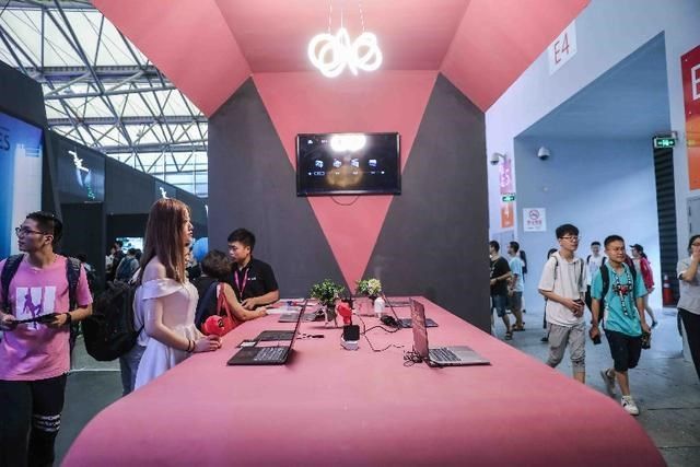 定制青春 联想小新Air同你玩转ChinaJoy