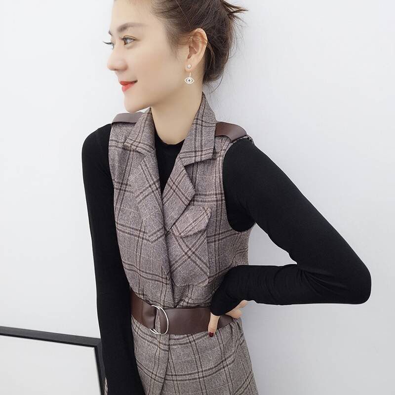 若不是天生丽质，就要好好打扮，正流行的欧货温柔衫，谁穿谁美嫩