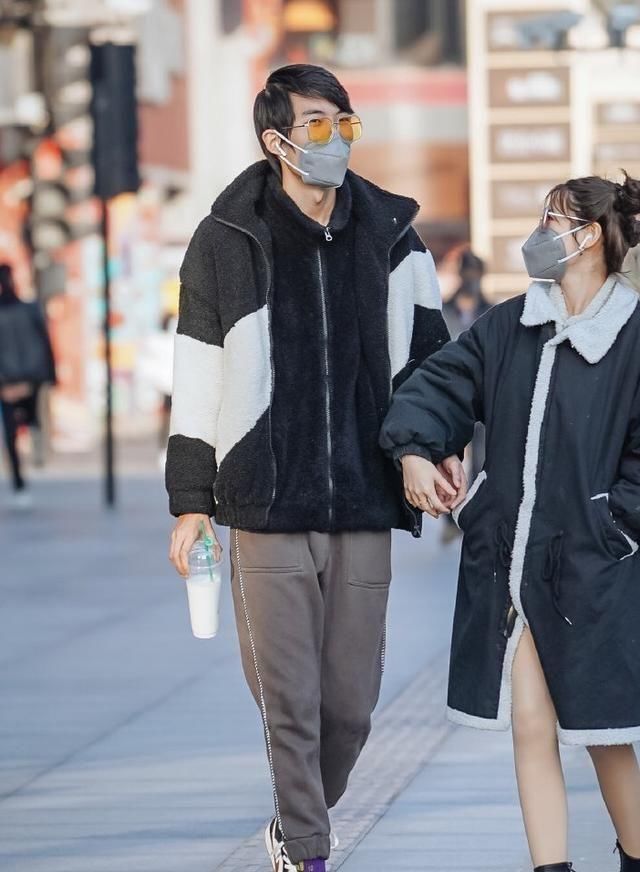  「潮流」“四大潮流地”男生穿搭，北上杭稍显平淡