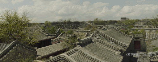  【离场】我们什么时候能把电影片尾的字幕看完再离场？
