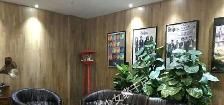 网曝张靓颖公司办公室转租 冯轲这样回应疑否认“拆伙”传闻