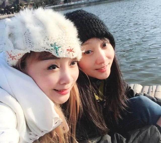 「懂事」云飞成名后却抛弃妻子,前妻独自带女儿生活,女儿乖巧又懂事!