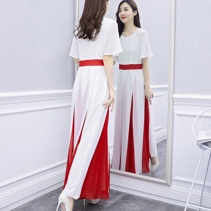 80后美女看过来，穿这几款连衣裙，上身勾人心魂，惊艳十足