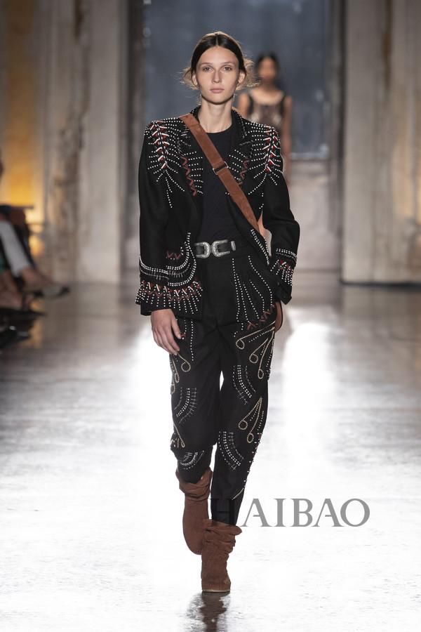 以高级玩趣致意时尚！Alberta Ferretti 2019 女装度假系列：限定