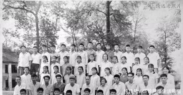  斜坡：清远连州老照片：连州中学，牛圩，青少年宫，河提公园，大斜坡