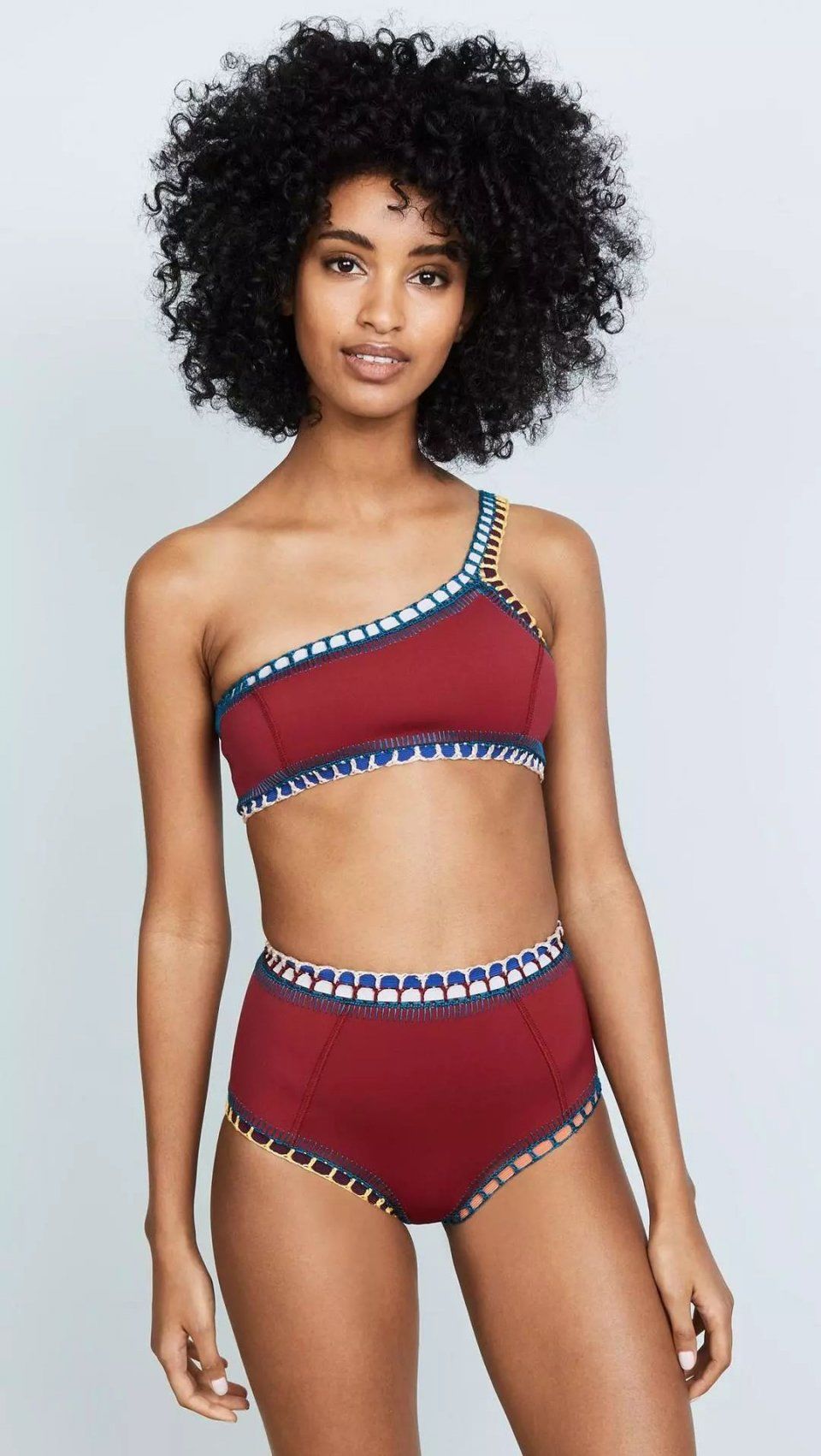 干货| 267套最美夏日泳装，一次性给你准备好了!!!