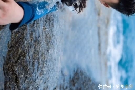  『摄影师』新娘抱着装满水的气球拍照，当助理刺破，抓拍到华丽画面