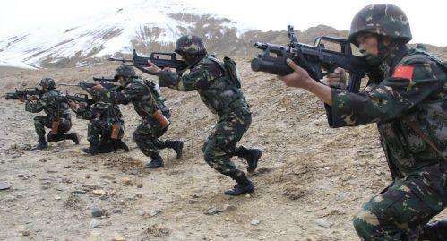  【做法】外交部批美方污蔑攻击新疆反恐努力：闭目塞听，做法卑