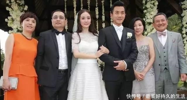  #妈妈#你的婚礼，找到那件让你的母亲大人优雅又大方的衣裳没？