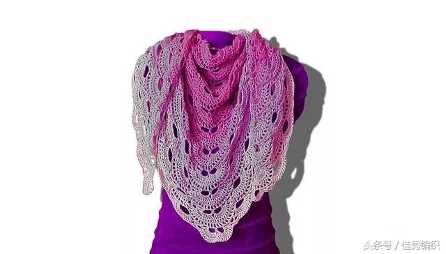 钩针编织教程图解 网红经典段染色三角形钩针披肩围巾大全 美极了