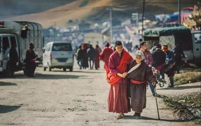  「七彩」文旅中国：走进七彩甘南，领略藏域风光