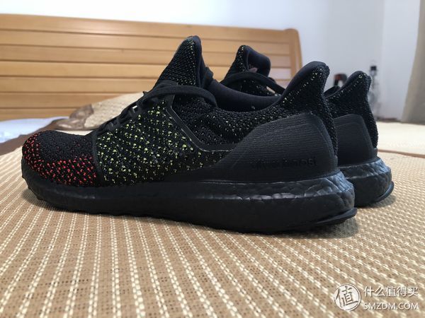 几款热门boost跑鞋展示