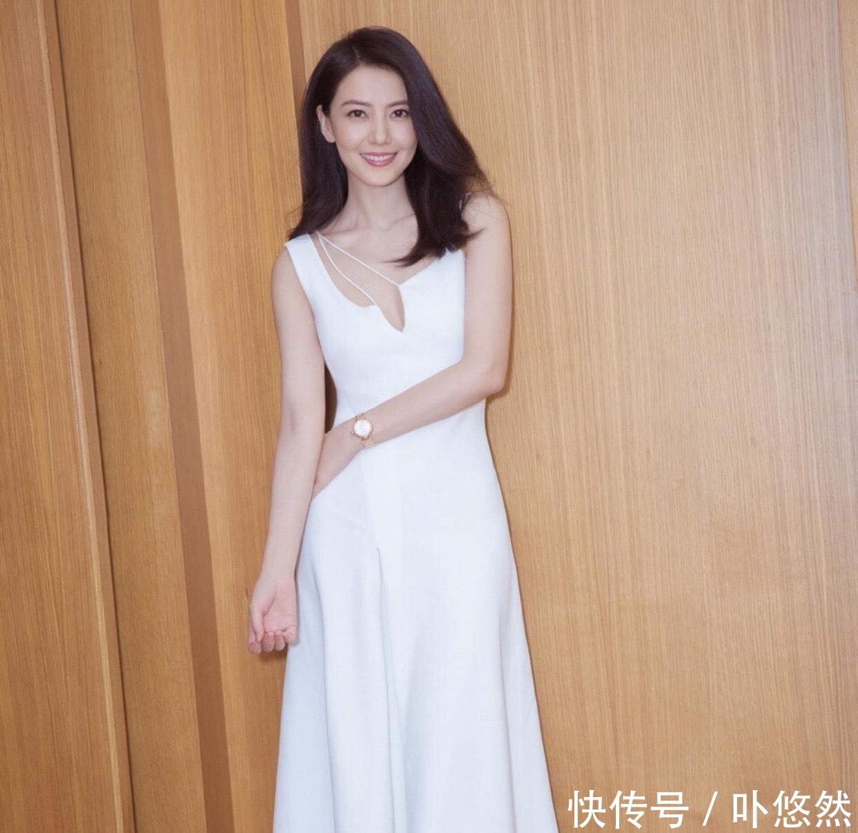 气质@百看不厌的27套春季穿搭,舒适有女人味,毫不费力演绎优雅气质