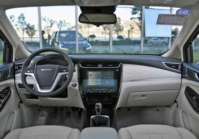  #欧尚科尚#国货当自强，不到8万的国产7座MPV，长超4.8米配双侧电动门