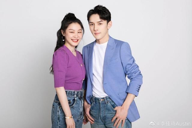  眼睛■这个小眼睛谐星女孩是幸运的吗？
