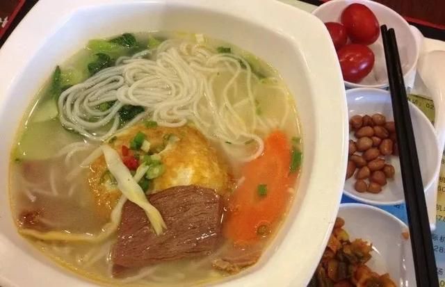  『丽江』你说！比大理丽江更值得去的地方，是云南这座极边小城