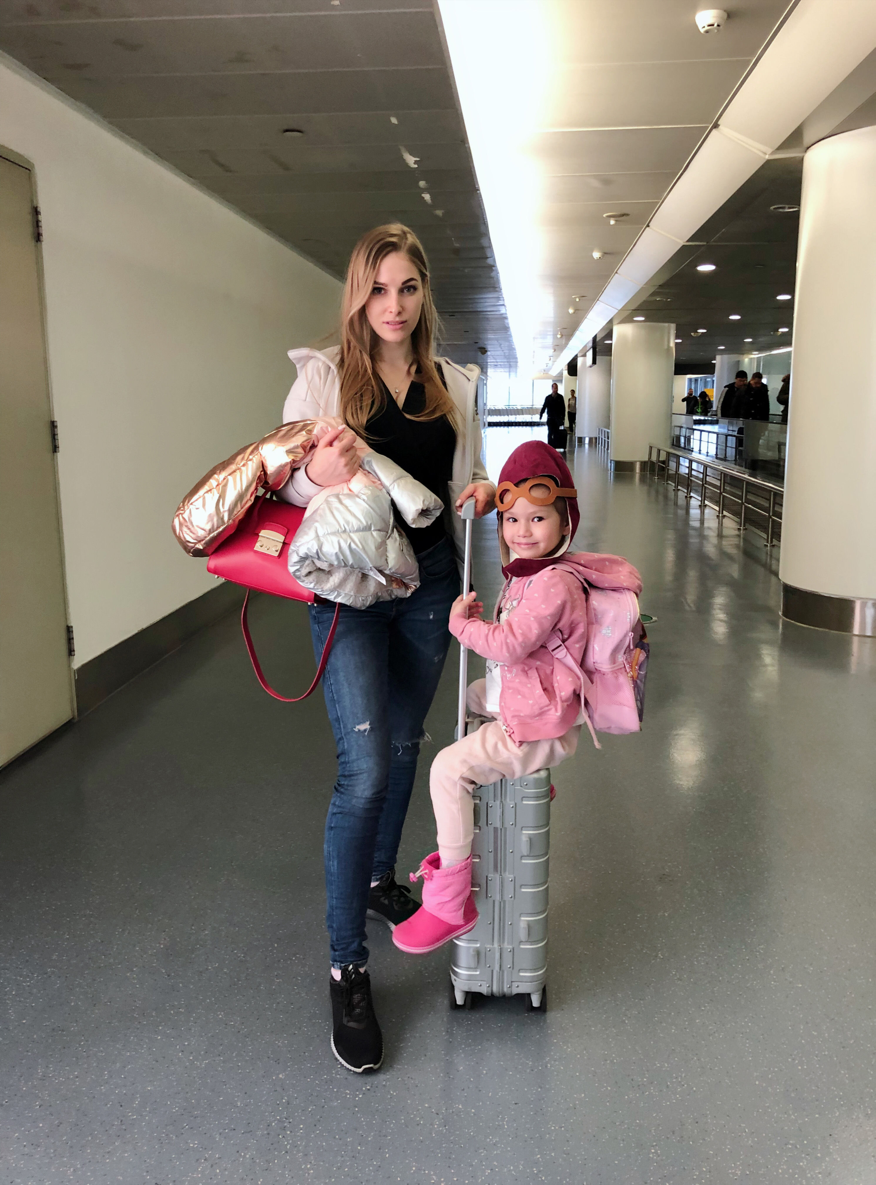 【乌克兰媳妇】性感优爱斯基躲避乌克兰大雪，自驾三亚拍火辣大片