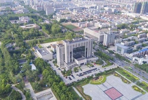  #gdp#山东济南的2019年前三季度GDP出炉，追上郑州还需多久？