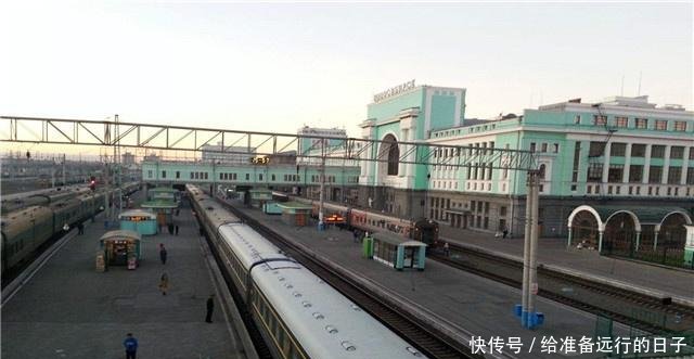 六千一张的火车票，网上和火车站均不售票，为何还人满为患