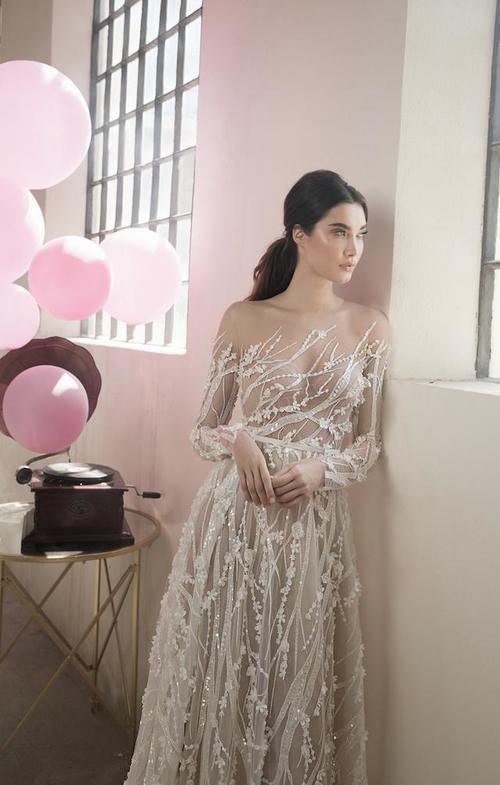 以色列美女时尚摄影大片，欧美超模演绎惊艳奢华婚纱礼服令人惊艳