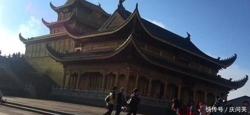 峨眉山金顶佛光是真的吗？当地司机师傅：“假的，本地人都知道”