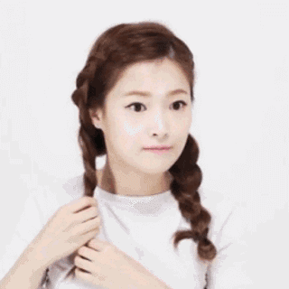 杨幂、热巴都中了这款减龄发型的毒，她们跟风扎萌翻了整个宇宙!