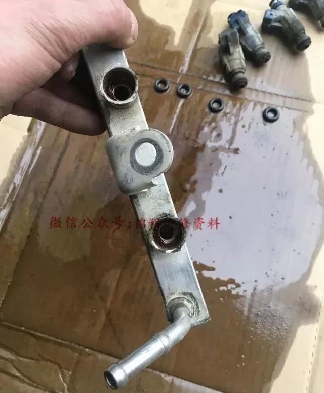 『氧传感器的信号电压』东风小康冷车启动困难，启动后无怠速，怠速游车维修案例