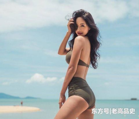  #有型#比基尼泳衣小姐姐，时尚有型，还显气质！
