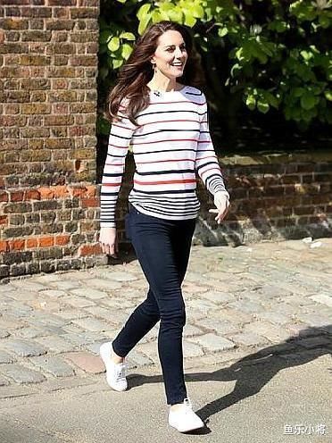 「四射」凯特王妃致敬戴安娜,一身春意盎然穿上小白鞋,比婆婆还活力四射