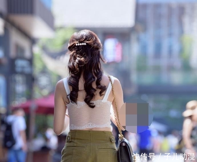 设计@美女裤子上的拉链,是怎么回事