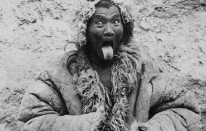 西藏旅游，藏族人民对你伸舌头是什么意思?知道真相的你应该高兴