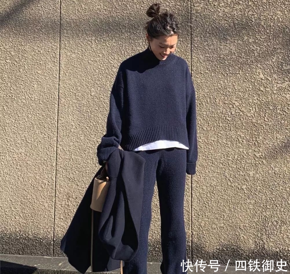  [与奶奶裤]别再穿阔腿裤了！2020最流行的“奶奶裤”才是真时髦！
