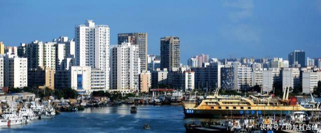  低于■中国4个经济低于2000亿的省会！