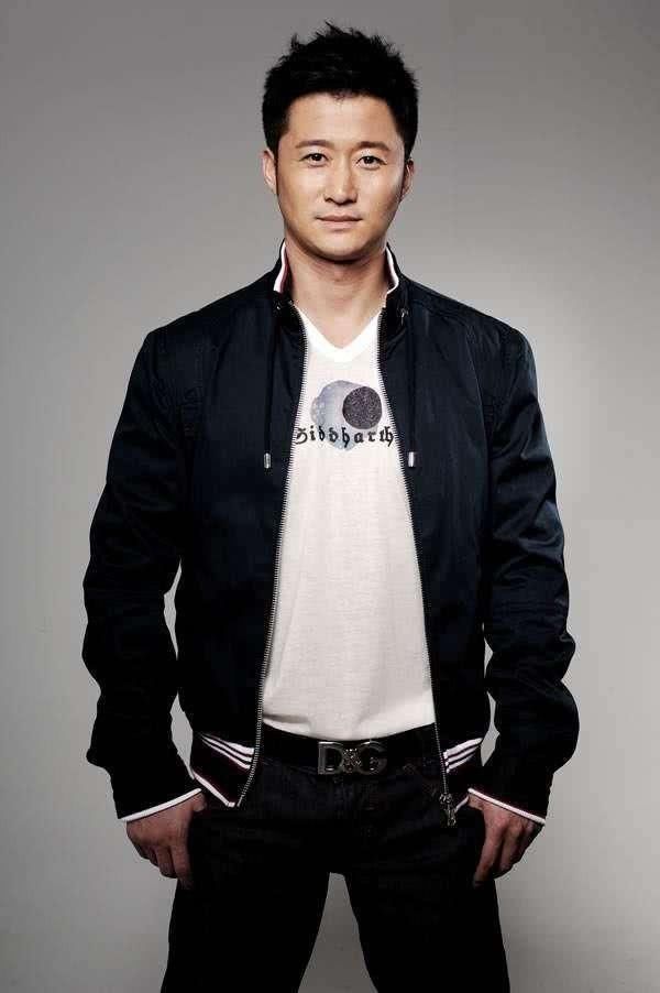 为博点击率，无良媒体竟用吴京黑白照写新闻