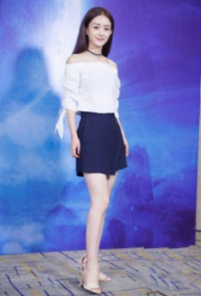 当39岁陈乔恩撞上31岁赵丽颖，网友：一个装嫩，一个真嫩！