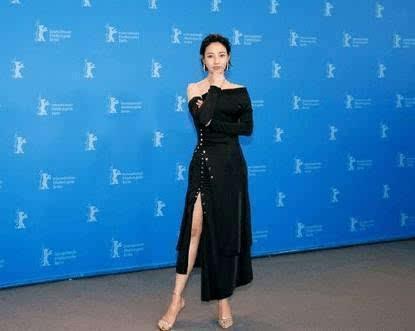 白百何近照曝光，看了她的身材女人都要怀疑人生，果然一胖毁所有