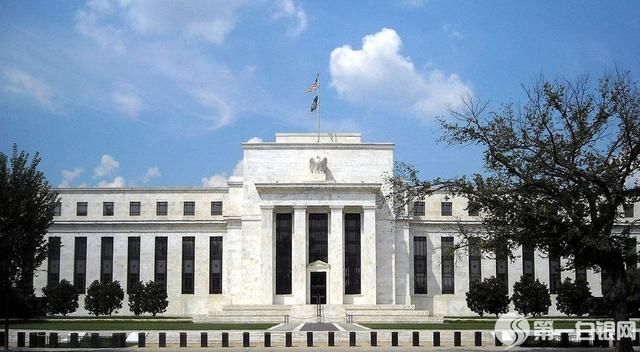 3天调降334点，人民币续贬！美联储一旦加息，中国会否“跟随”？