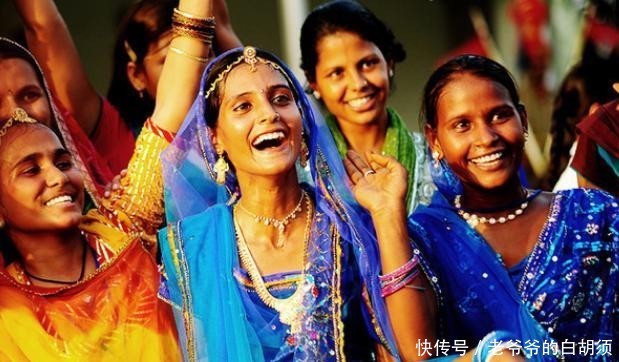 在印度看到戴鼻环女孩,千万不要去搭讪,你知道为什么吗?
