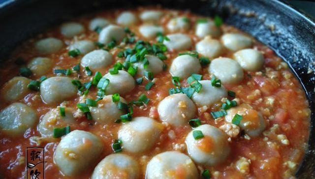 『肉末芋丸』它是强碱性食物,常吃身体好,我家这样做,每次吃光盘,天天想做