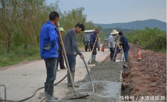  不修：村村通却成“村村痛”，修路为什么不修宽点？专家的解释