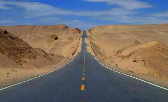 中国最美的几条自驾游公路，一定要开上爱车去一次，错过实在可惜