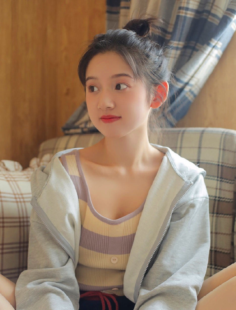 『白皙』少女风美少女战士白皙迷人写真,锁屏图片,手机壁纸