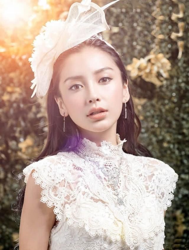 网友爆料baby餐厅粗暴抢手机,到底是子虚乌有还是欲盖弥彰