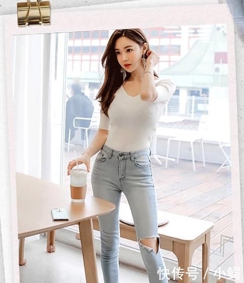  『美女』牛仔裤舒适又百搭，穿起来很自由，尽显时尚女人气质