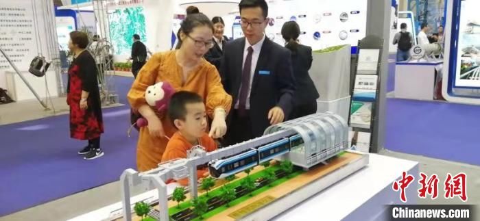  【列车】中国悬挂式单轨列车今年内有望在武汉试跑